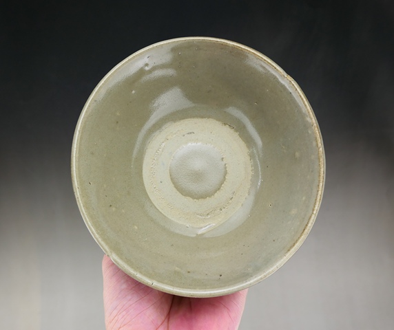 古玩陶瓷明早期.龍泉窯青瓷斗笠碗拍賣,當前價格83元