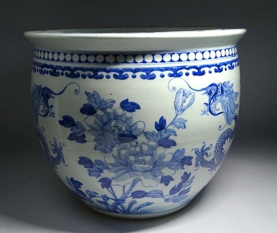 古玩陶瓷清中晚清青花龍竄花紋缸真品鑒賞圖