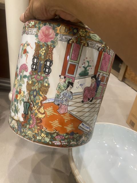 古玩陶瓷廣彩蓋罐真品鑒賞圖