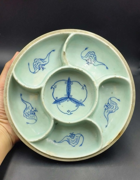 古玩陶瓷青花纏枝花卉福壽調色盒真品鑒賞圖