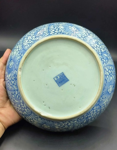 古玩陶瓷青花纏枝花卉福壽調色盒真品鑒賞圖