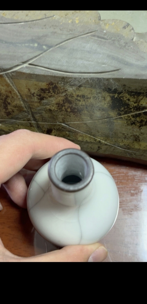 古玩陶瓷官釉天球瓶真品鑒賞圖