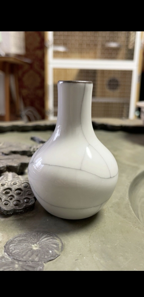 古玩陶瓷官釉天球瓶真品鑒賞圖