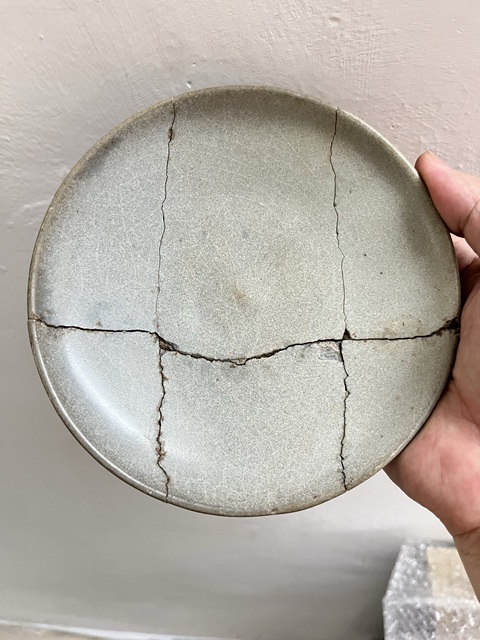 古玩陶瓷鈞窯月白釉盤真品鑒賞圖