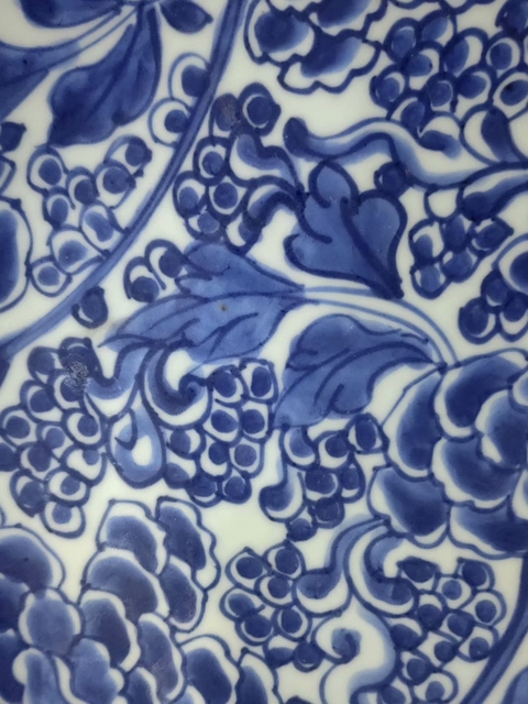 古玩陶瓷青花雙犄牡丹大盤拍賣,當(dāng)前價(jià)格10000元