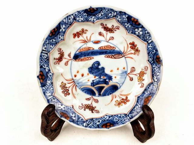 古玩陶瓷清康熙·青花加彩英雄獨立花口盤真品鑒賞圖