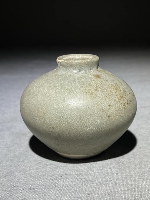 古玩陶瓷龍泉青瓷水盂真品鑒賞圖