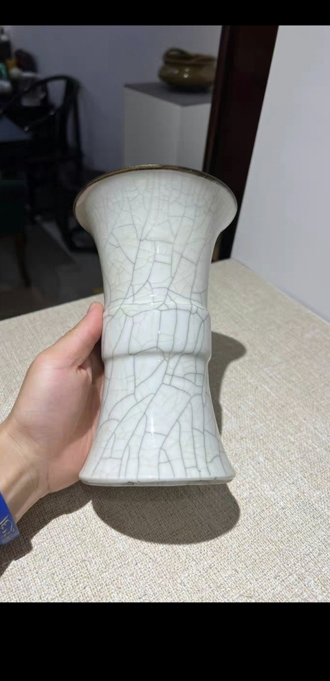 古玩陶瓷哥釉花觚真品鑒賞圖