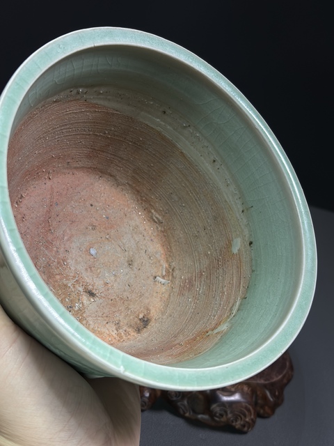 古玩陶瓷龍泉青釉三足吊腳爐真品鑒賞圖