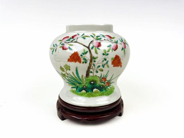 古玩陶瓷民國·粉彩桃紋天字罐真品鑒賞圖