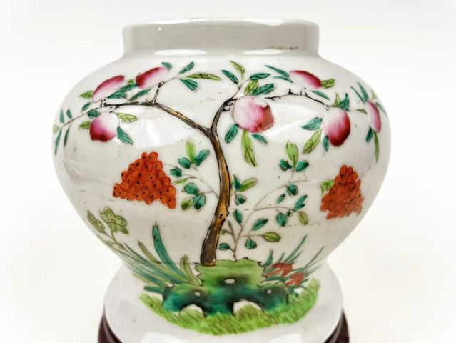 古玩陶瓷民國·粉彩桃紋天字罐真品鑒賞圖