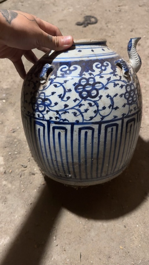 古玩陶瓷青花四系壺真品鑒賞圖
