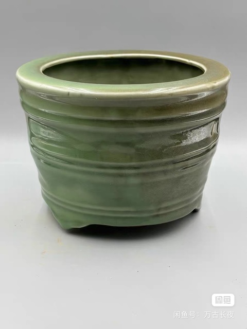 古玩陶瓷【鎖客活動】青瓷筆筒真品鑒賞圖