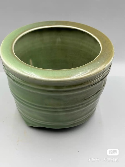 古玩陶瓷【鎖客活動】青瓷筆筒真品鑒賞圖