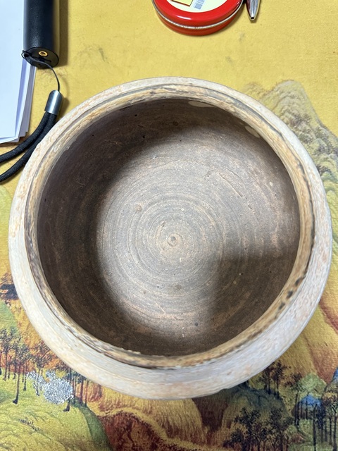 古玩陶瓷白釉刻花香爐真品鑒賞圖