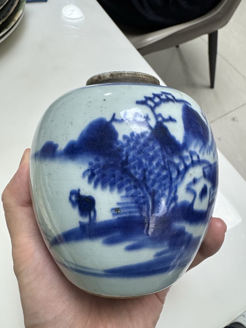 古玩陶瓷青花山水罐真品鑒賞圖