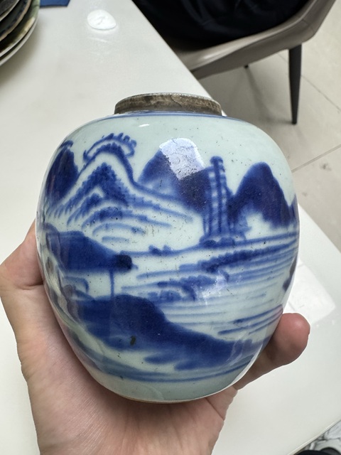 古玩陶瓷青花山水罐真品鑒賞圖