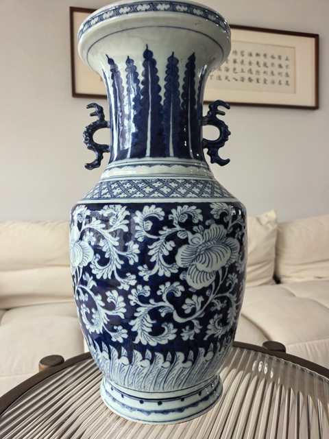 古玩陶瓷青花雙耳瓶真品鑒賞圖