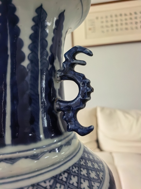 古玩陶瓷青花雙耳瓶真品鑒賞圖