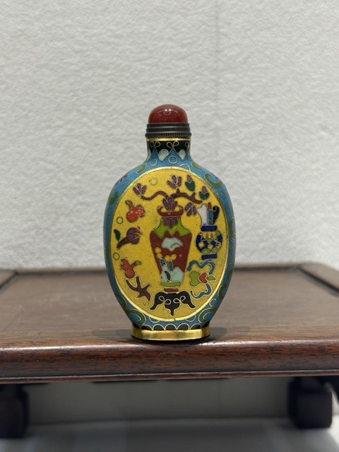 古玩銅器鼻煙壺真品鑒賞圖