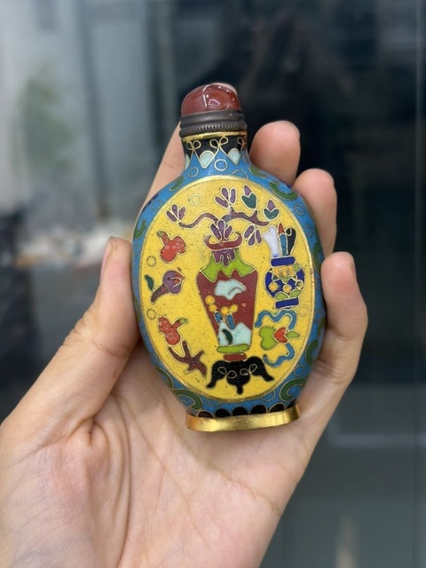 古玩銅器鼻煙壺真品鑒賞圖