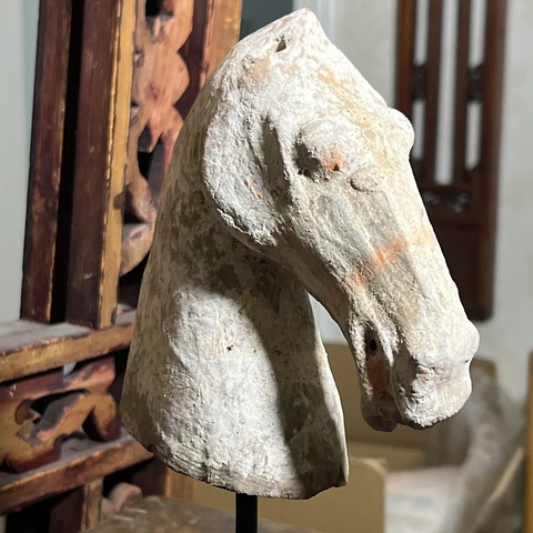 古玩陶瓷漢代馬頭真品鑒賞圖