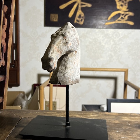 古玩陶瓷漢代馬頭真品鑒賞圖
