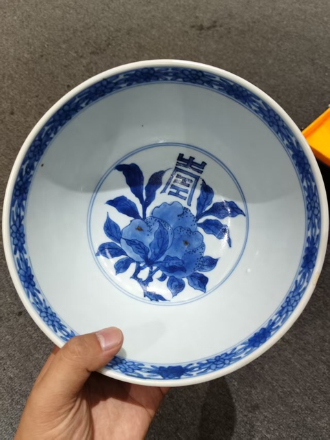 古玩陶瓷青花碗真品鑒賞圖