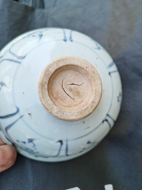 古玩陶瓷青花花卉紋碗真品鑒賞圖