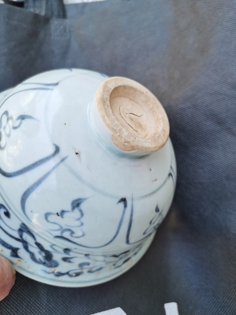 古玩陶瓷青花花卉紋碗真品鑒賞圖