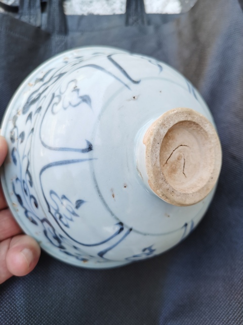 古玩陶瓷青花花卉紋碗真品鑒賞圖