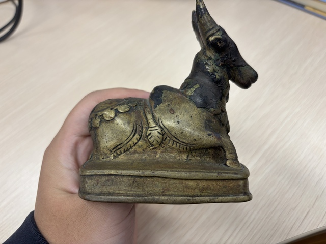 古玩銅器尼泊爾銅臥牛真品鑒賞圖