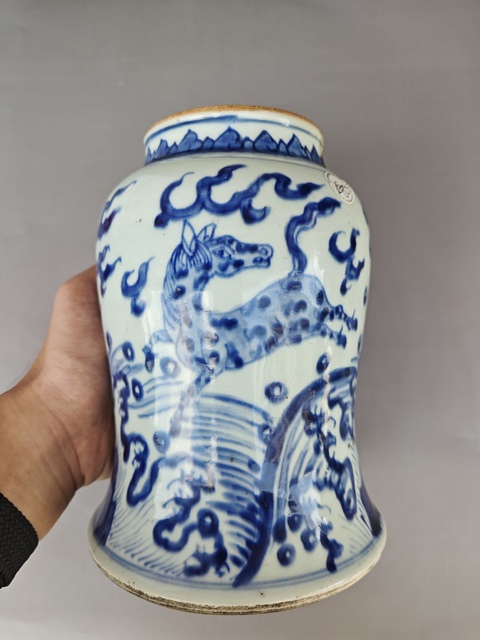 古玩陶瓷海水江崖馬紋青花罐真品鑒賞圖