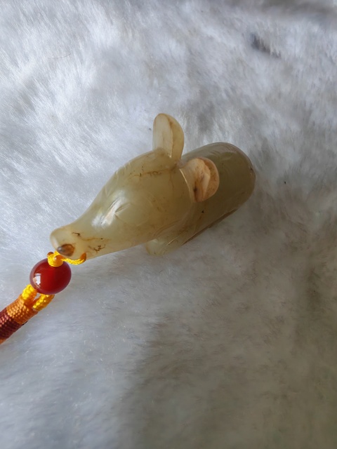 古玩玉器和田玉生肖鼠掛件真品鑒賞圖