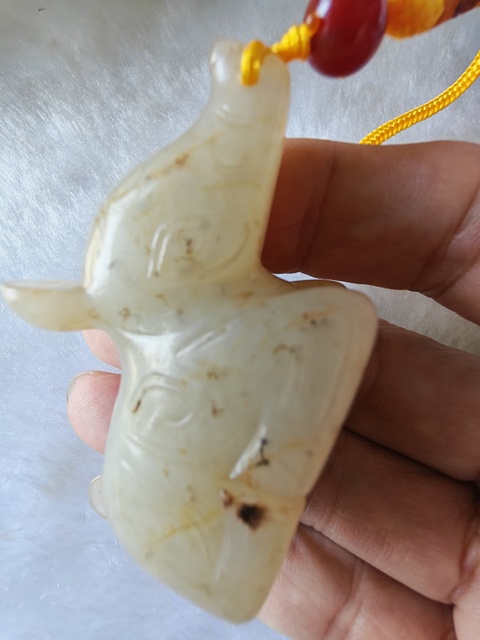 古玩玉器和田玉生肖鼠掛件真品鑒賞圖