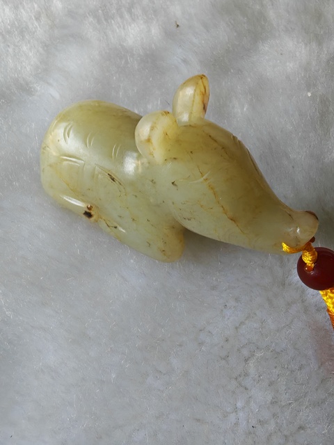 古玩玉器和田玉生肖鼠掛件真品鑒賞圖