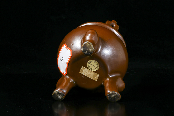 古玩陶瓷清中·紫金釉雙耳三足鼎式爐拍賣，當前價格20904元