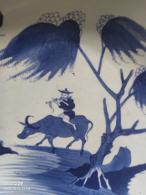 古玩陶瓷牧牛童青花盤真品鑒賞圖