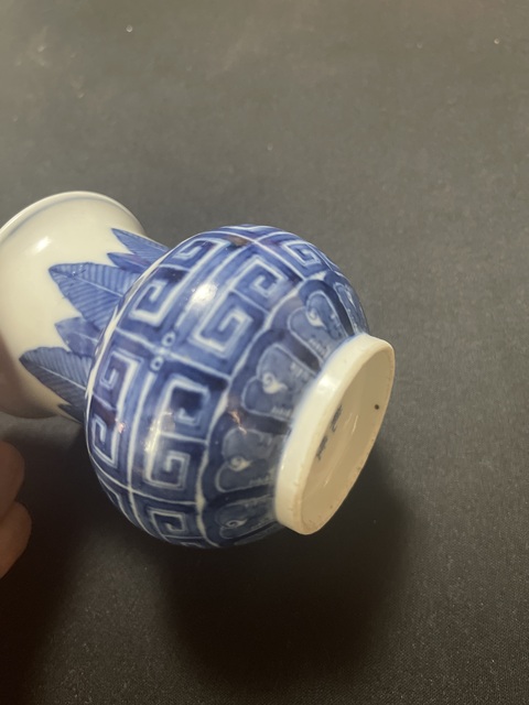 古玩陶瓷青花渣斗真品鑒賞圖