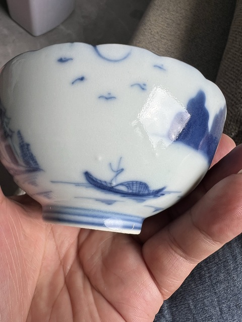 古玩陶瓷青花山水人物團鶴茶碗真品鑒賞圖