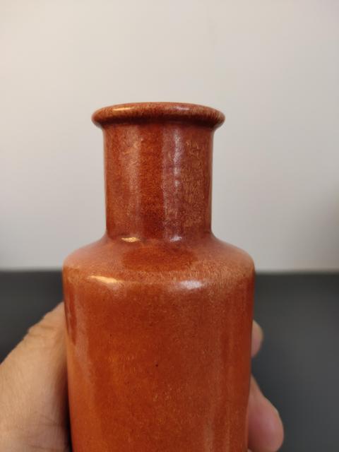 古玩陶瓷紅釉棒槌瓶真品鑒賞圖