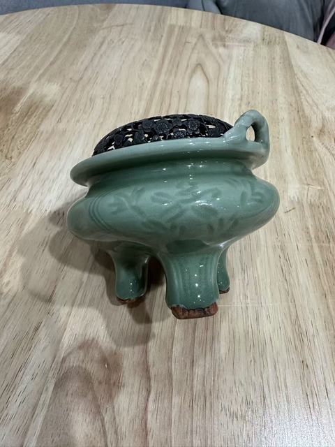 古玩陶瓷龍泉爐真品鑒賞圖