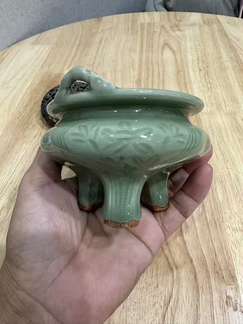 古玩陶瓷龍泉爐真品鑒賞圖