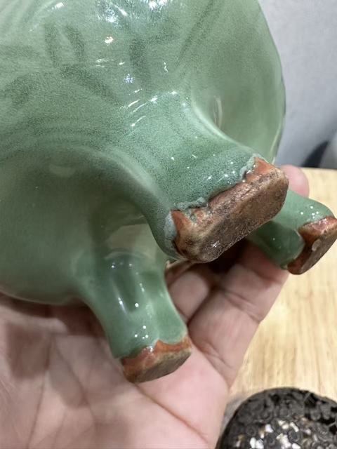 古玩陶瓷龍泉爐真品鑒賞圖