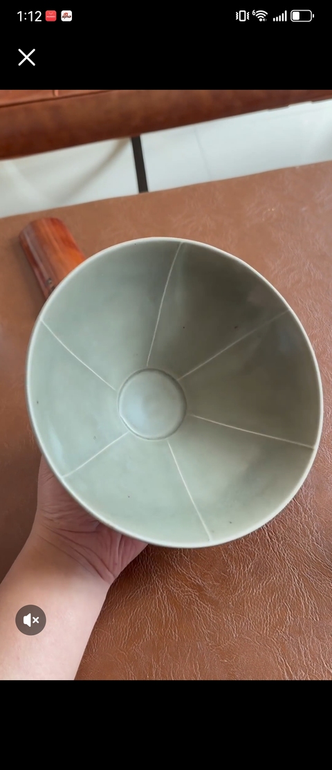 古玩陶瓷耀州窯青釉出筋碗，模糊，偏老真品鑒賞圖