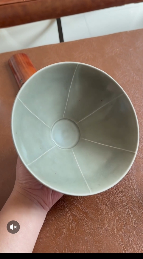古玩陶瓷耀州窯六出筋碗真品鑒賞圖