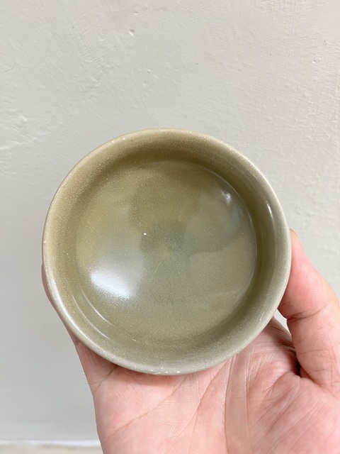 古玩陶瓷龍泉青釉茶盞真品鑒賞圖
