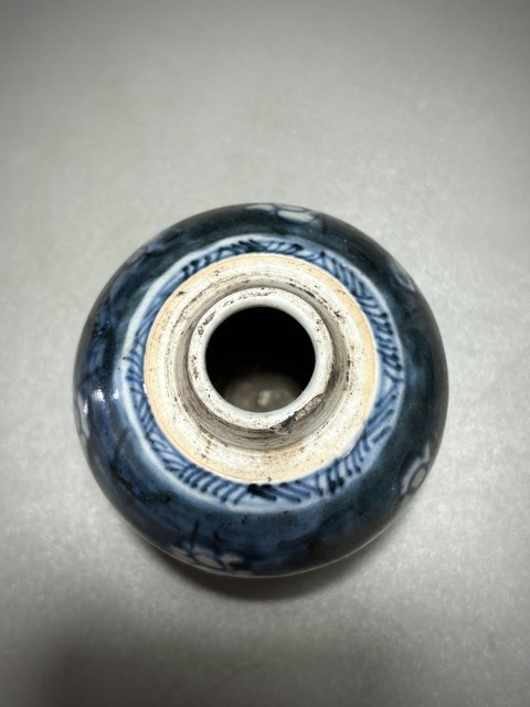 古玩陶瓷青花冰梅圖罐真品鑒賞圖