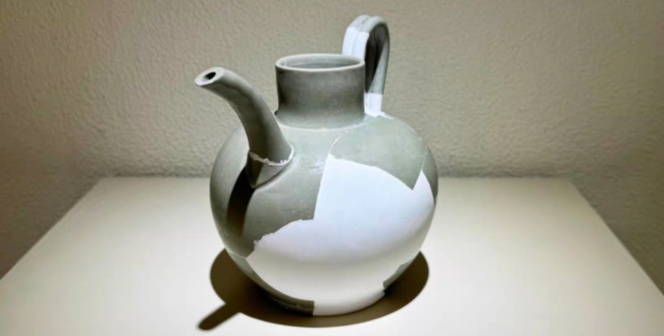 古玩陶瓷越窯標本壺真品鑒賞圖