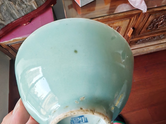 古玩陶瓷青釉碗真品鑒賞圖